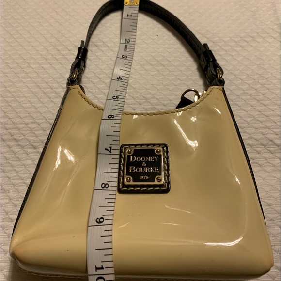 Dooney & Bourke mini bag - Picture 2 of 16